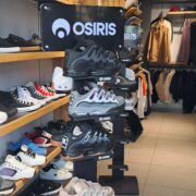 Nur für Schuhfetischisten: Unschlagbare Osiris Schuhe aus den 90ern. 